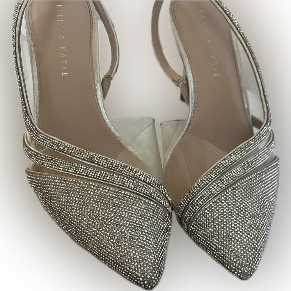 Slingback Pumps – Women’s Size 8.5 – Silver/Clear